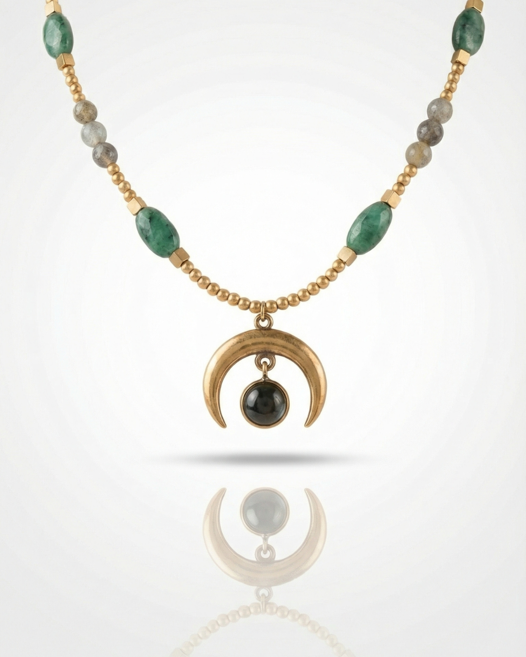Lunara Choker