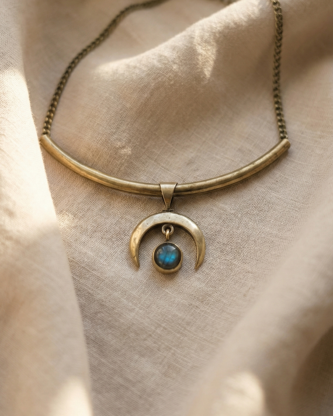Lunar Tide Choker